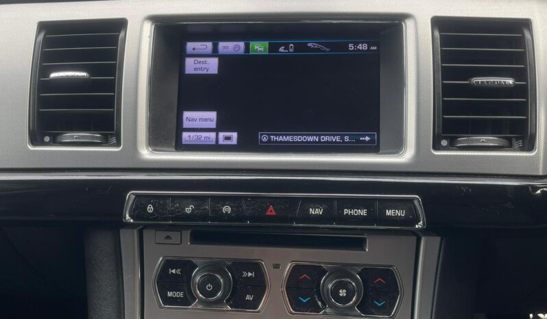 
								Jaguar XF Automatic full									