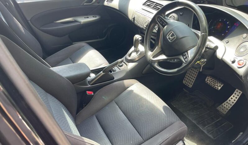 
								Honda Civic Automatic full									