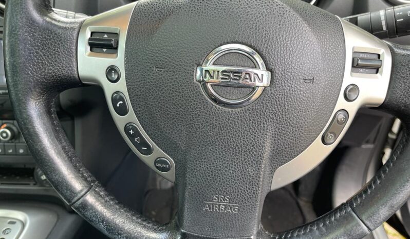 
								Nissan Qashqai 2.0 4WD Automatic full									