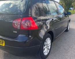 
									VW Golf Automatic 1.9 TDI full								