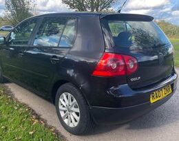 
									VW Golf Automatic 1.9 TDI full								