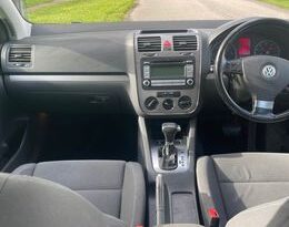 
									VW Golf Automatic 1.9 TDI full								