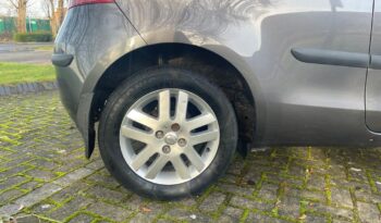 
									Toyota Yaris 1.3 Manual full								