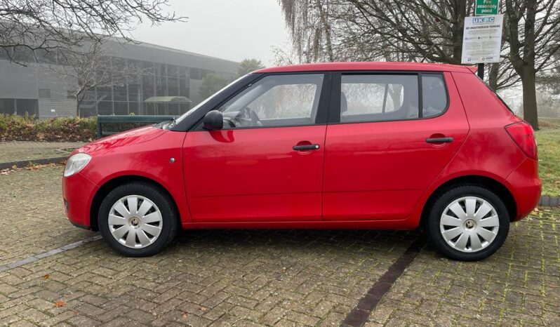 
								Skoda Fabia 1.2 TSI Manual full									